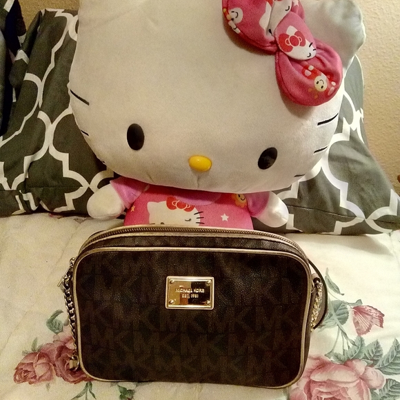 Michael Kors Handbags - MICHAEL KORS Brown Crossbody Purse